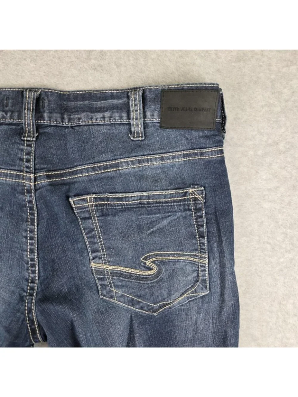 Silver Jeans Eddie Mens 38x32 Straight Medium Wash Stretch Denim Blue Jeans